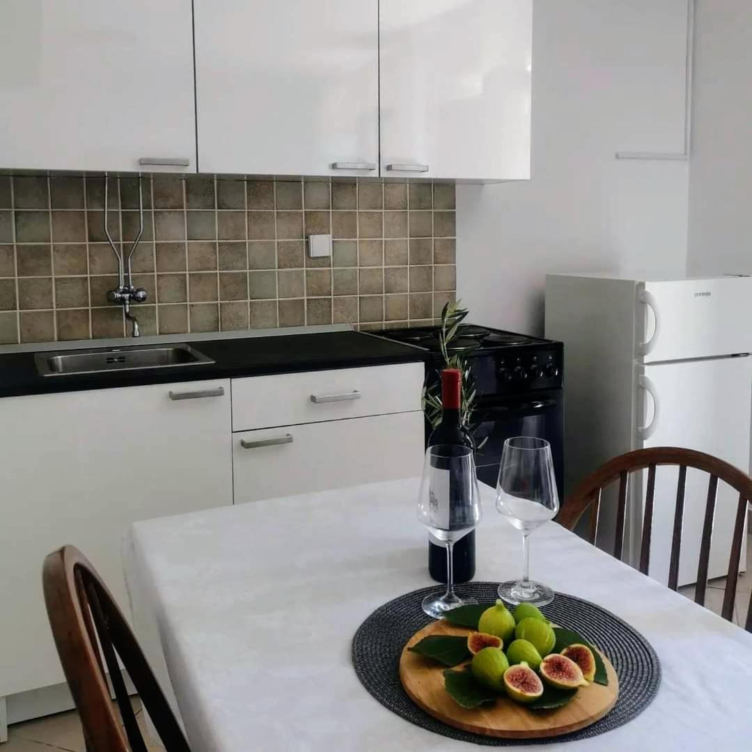 Apartments Kuzma Prigradica Phòng bức ảnh