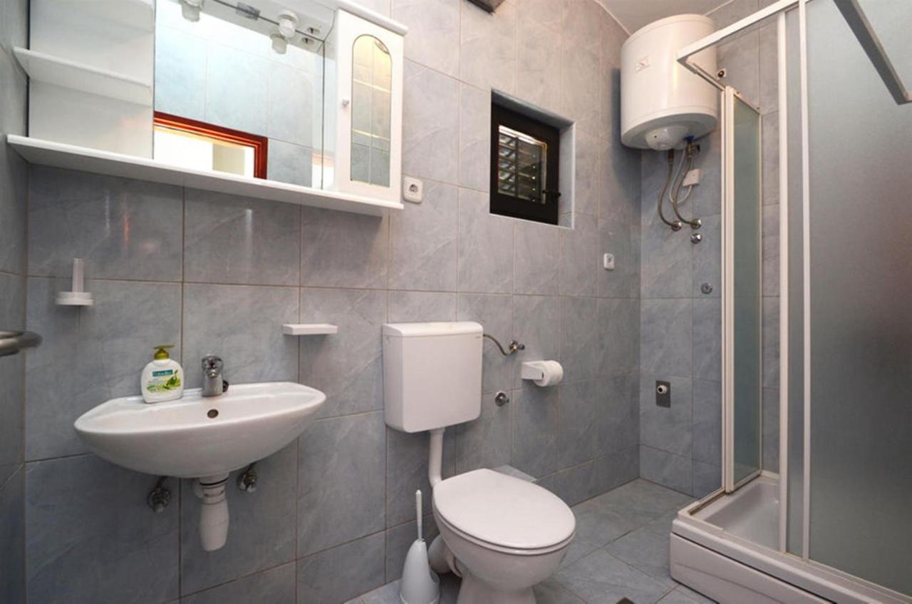 Apartments Kuzma Prigradica Ngoại thất bức ảnh